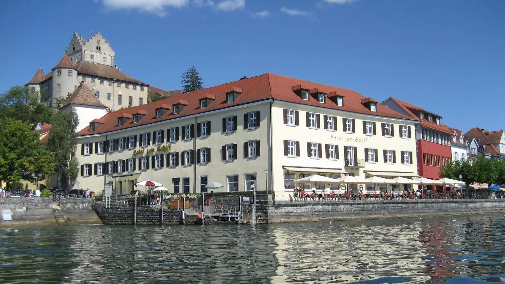 Nahe dem Pfahlbaumuseum übernachten: 10 Budget-Hotels verglichen